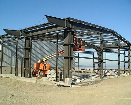 Pre-engineered Building Structure